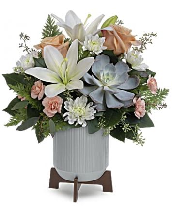 Teleflora's Classic Contemporary Bouquet
