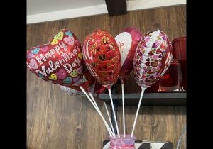 Valentine Balloon Pick 
