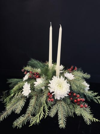 Traditional Christmas Centerpiece 