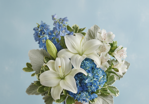 Teleflora's Skies Of Remembrance Bouquet